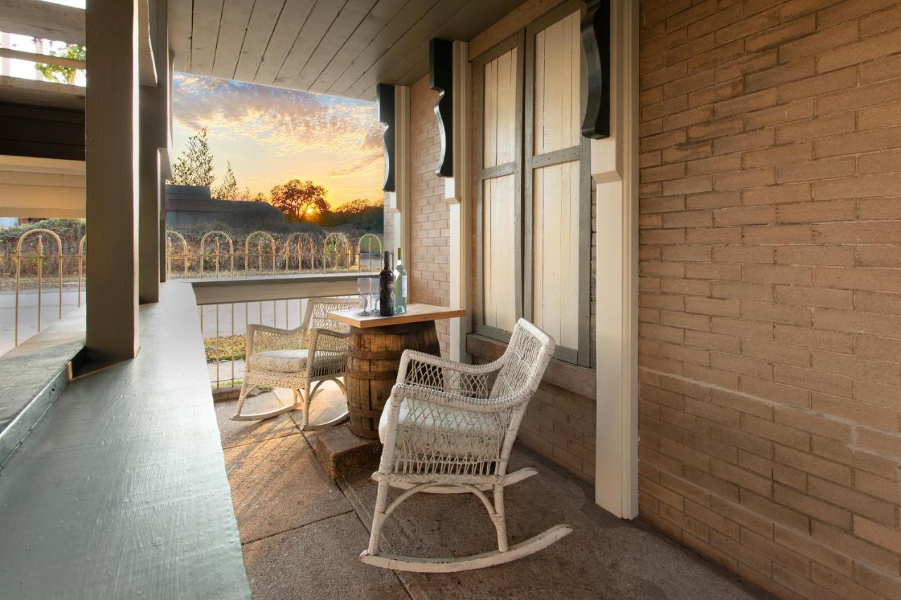 Katy House Bed And Breakfast 스미스빌 외부 사진